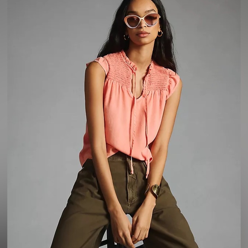 Anthropologie X Cloth & Stone Smocked Pink Stonewashed Boho Sleeveless Blouse M